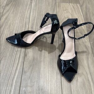 Elegant Black Heels With Ankle Strap